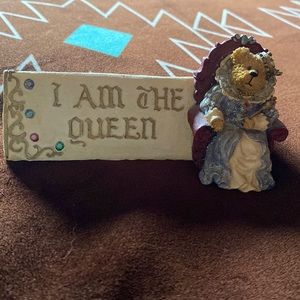 Boyd’s Bears and Friends “I Am the Queen”